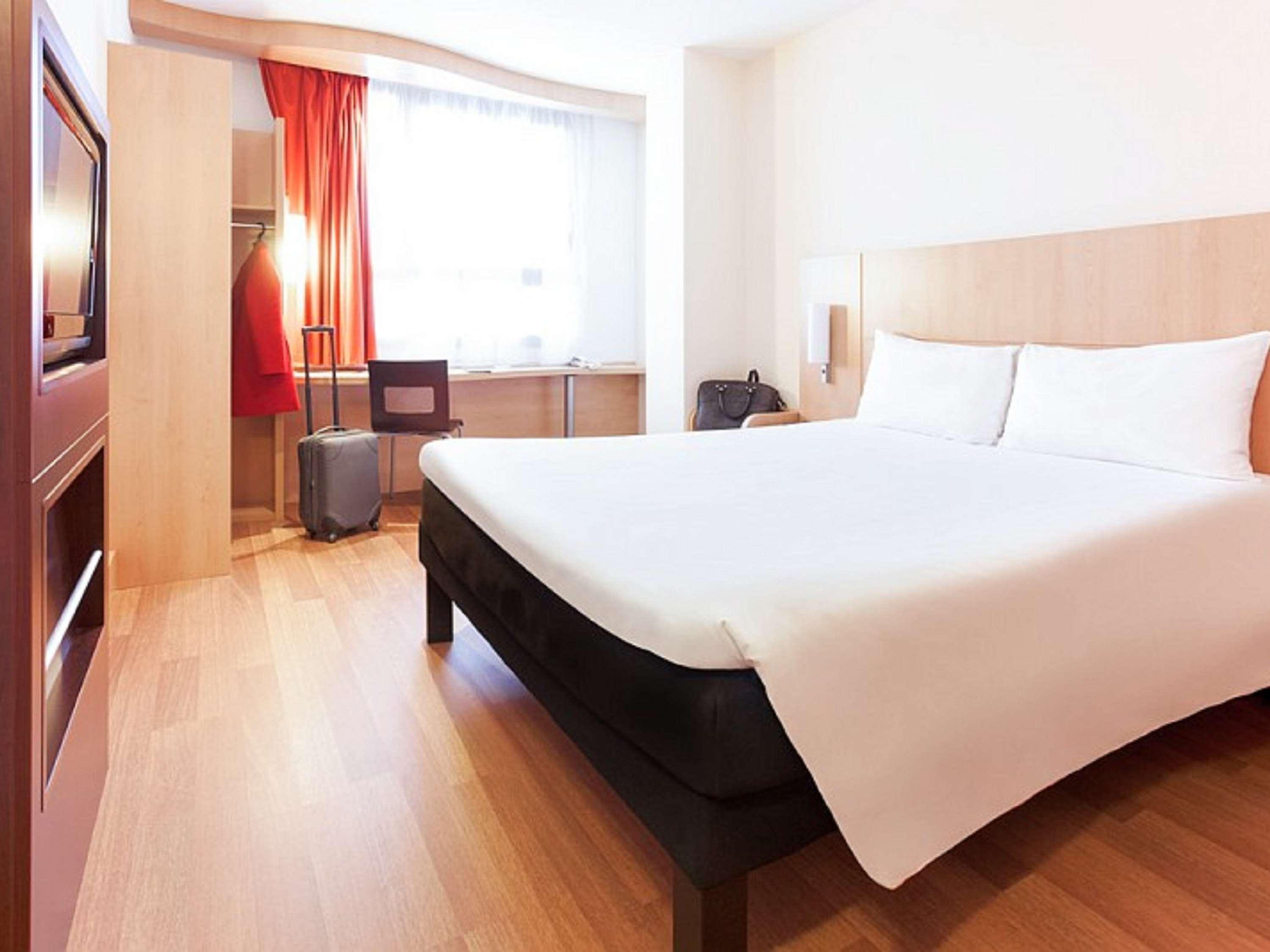 Ibis Cannes Mouans Sartoux Piscine Parking Gratuit Exteriér fotografie