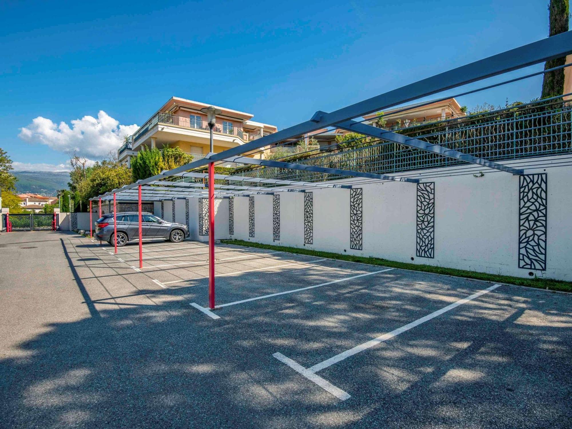 Ibis Cannes Mouans Sartoux Piscine Parking Gratuit Exteriér fotografie