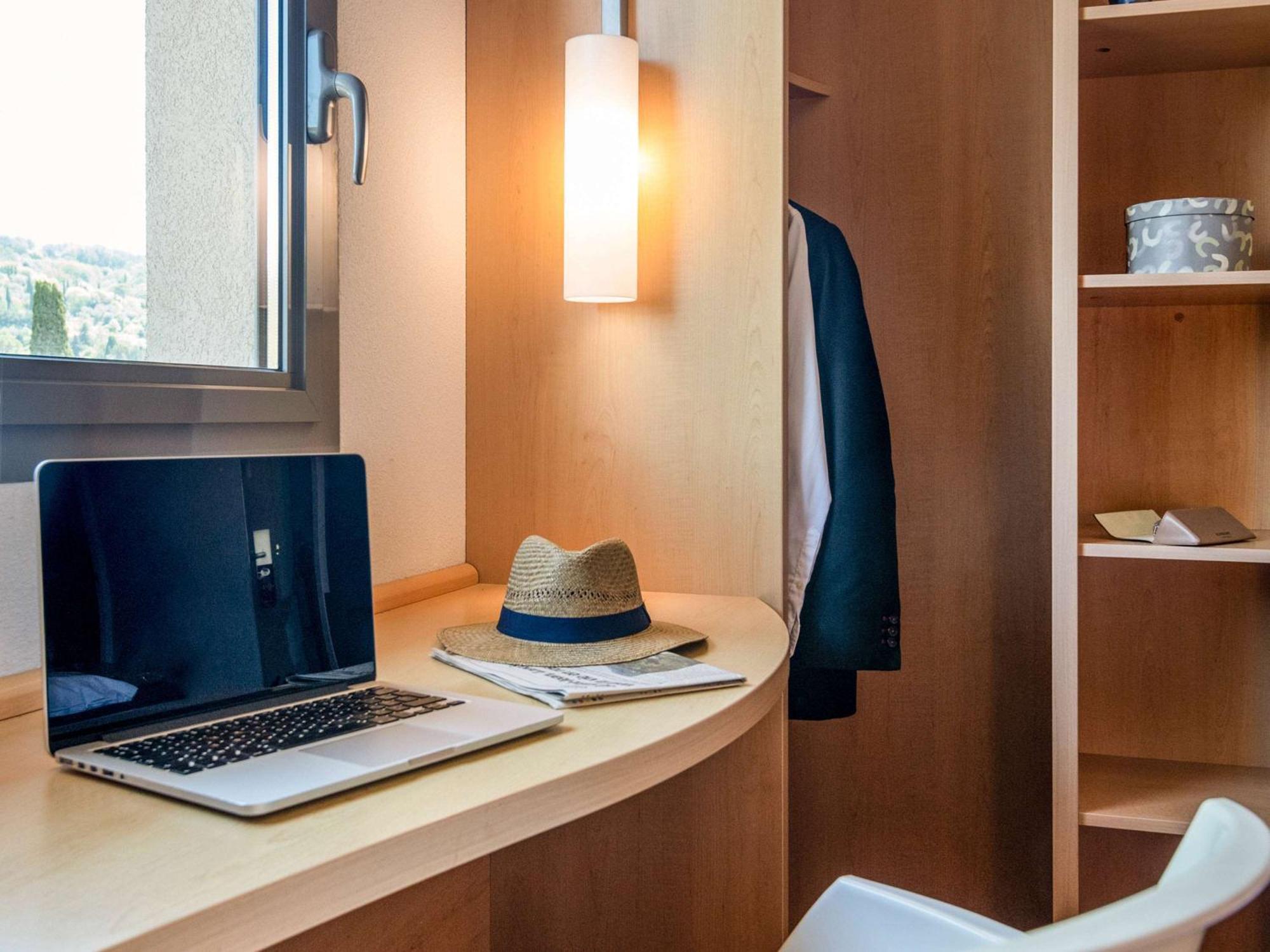 Ibis Cannes Mouans Sartoux Piscine Parking Gratuit Exteriér fotografie